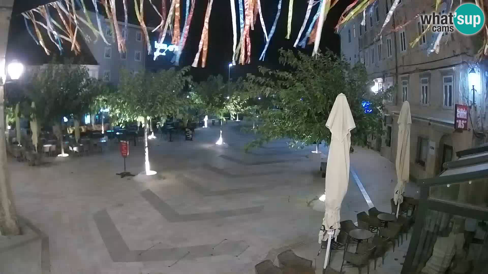 Centro de la ciudad de Senj – plaza Pavlin – Live Cam Dalmacia