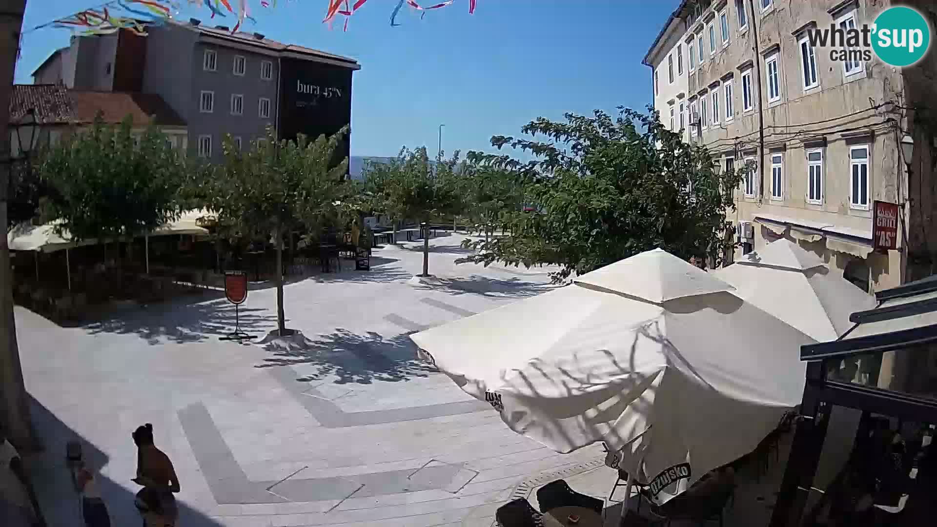 Zentrum der Stadt Senj – Pavlin platz – Live Cam Dalmatia