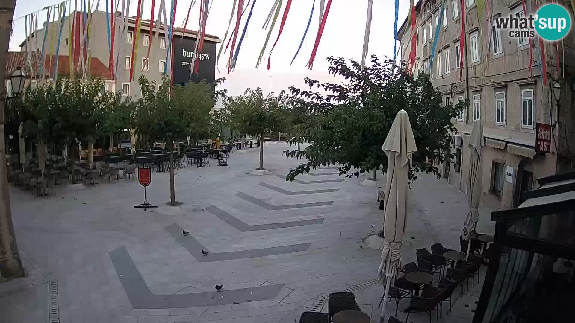 Zentrum der Stadt Senj – Pavlin platz – Live Cam Dalmatia