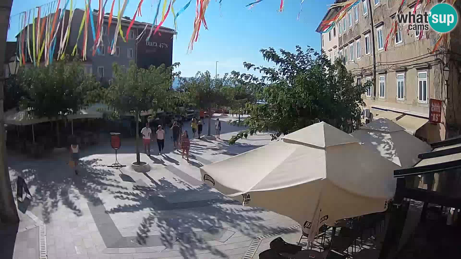 Zentrum der Stadt Senj – Pavlin platz – Live Cam Dalmatia