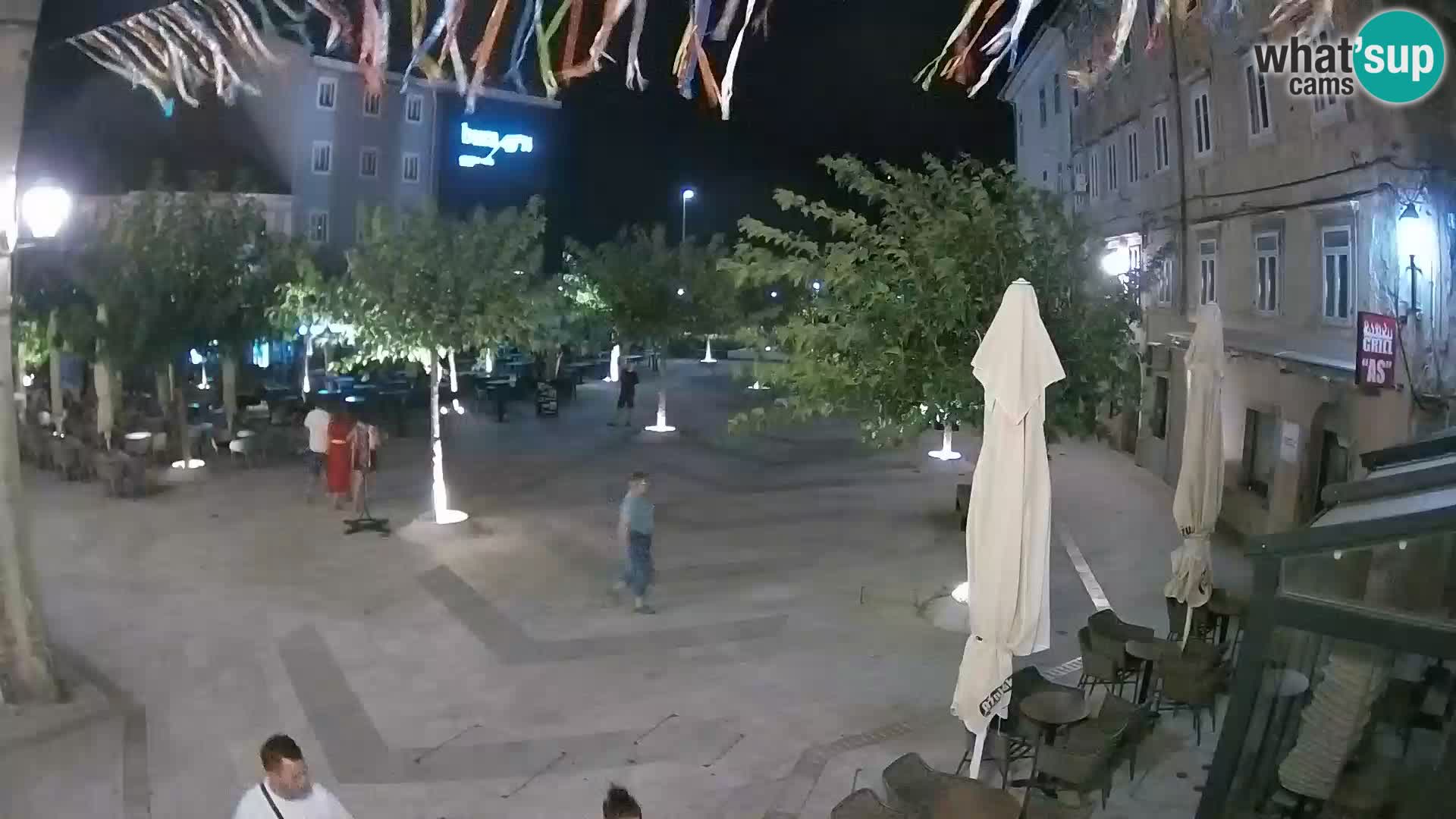 Zentrum der Stadt Senj – Pavlin platz – Live Cam Dalmatia