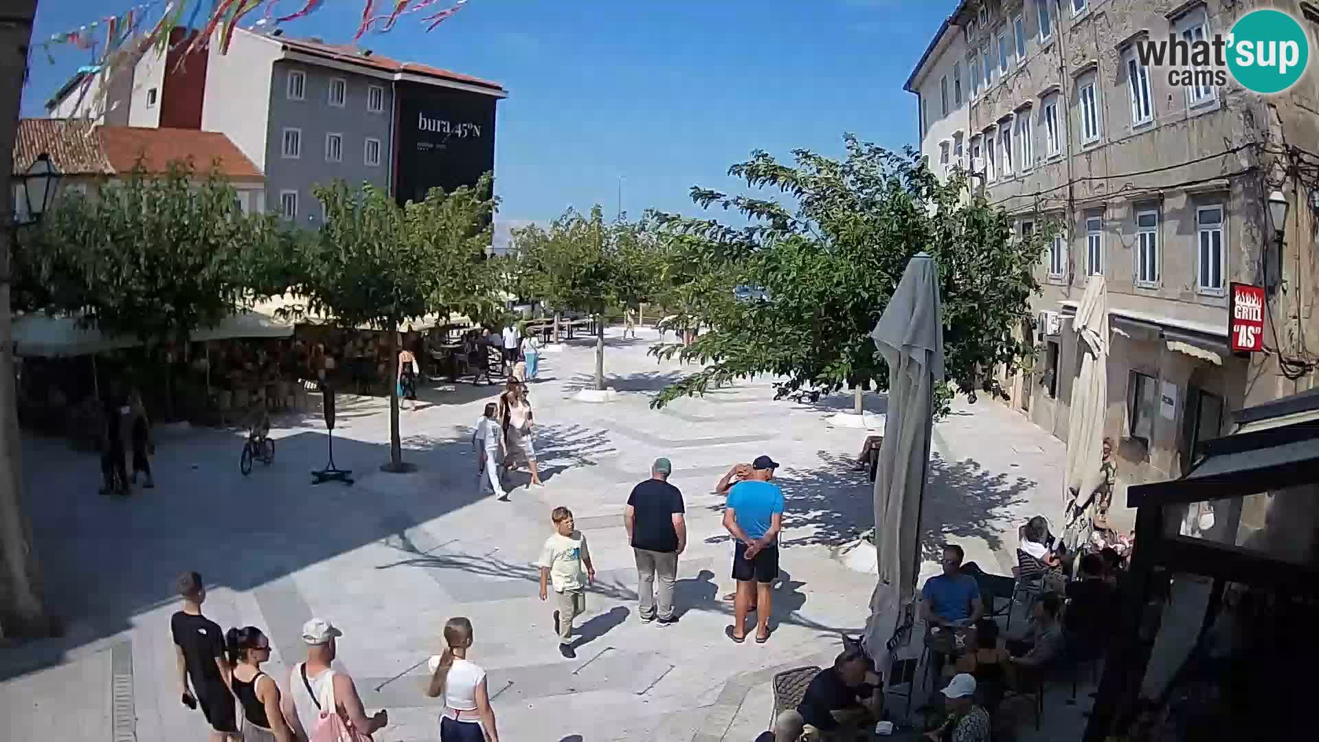 Centro de la ciudad de Senj – plaza Pavlin – Live Cam Dalmacia