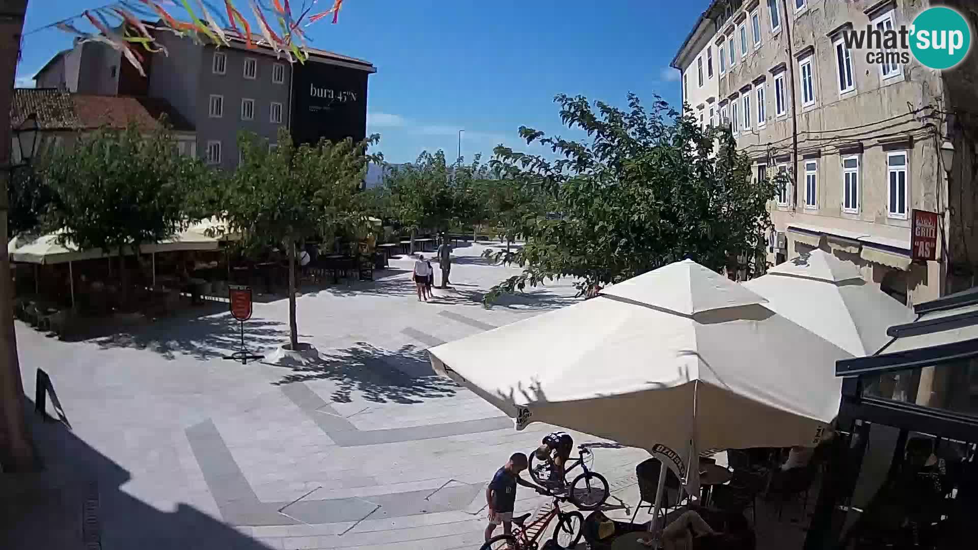 Centro de la ciudad de Senj – plaza Pavlin – Live Cam Dalmacia