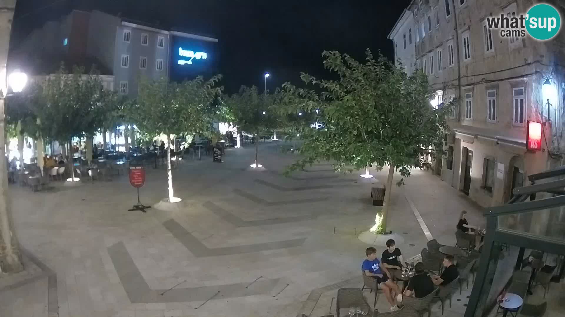 Center mesta Senj – Pavlinski trg – spletne kamere Dalmacija