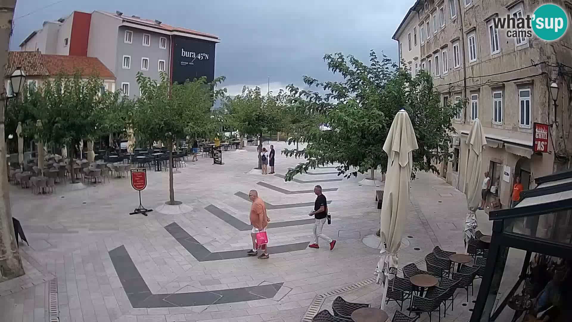 Center mesta Senj – Pavlinski trg – spletne kamere Dalmacija