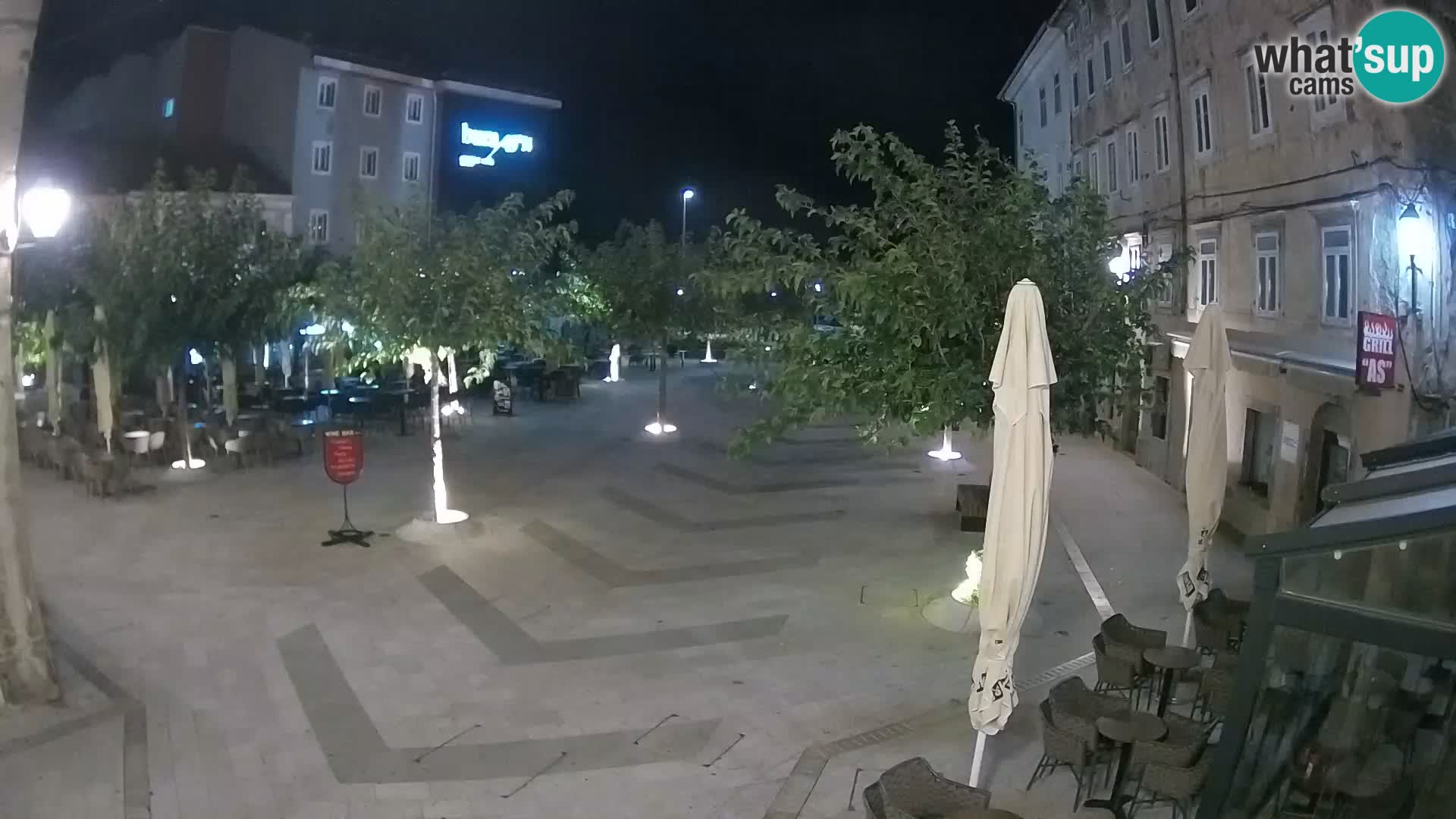 Zentrum der Stadt Senj – Pavlin platz – Live Cam Dalmatia