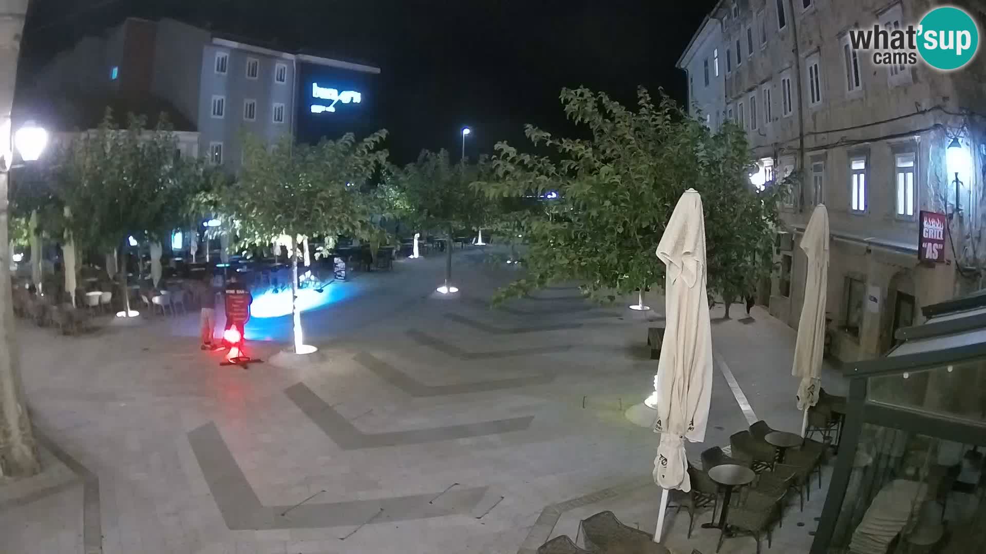 Zentrum der Stadt Senj – Pavlin platz – Live Cam Dalmatia