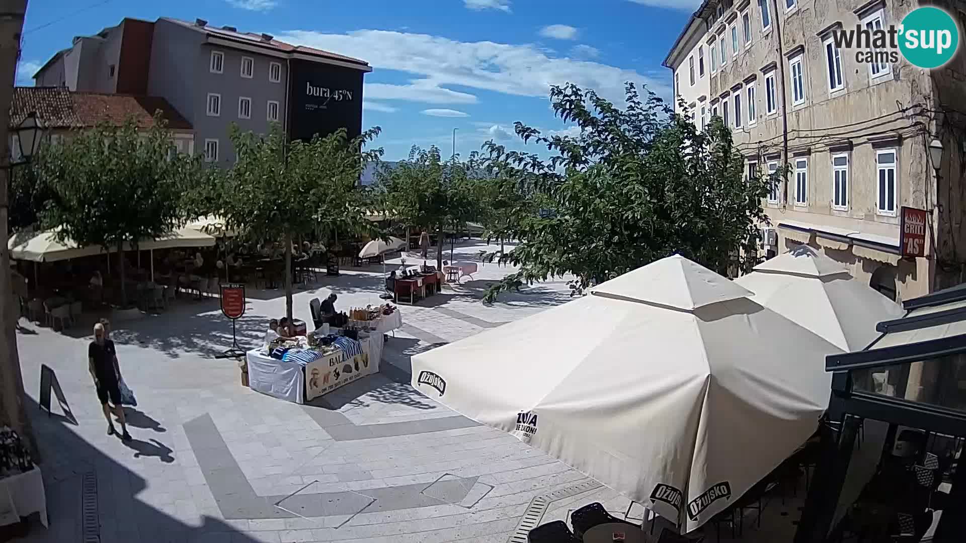 Center mesta Senj – Pavlinski trg – spletne kamere Dalmacija