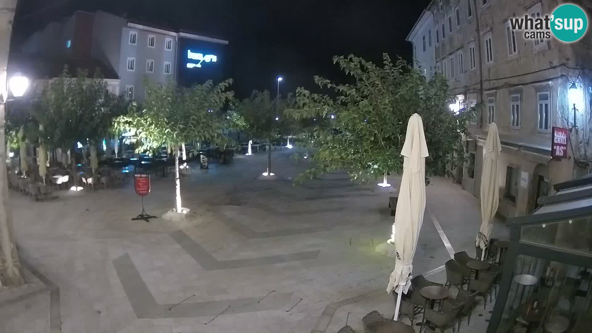 Zentrum der Stadt Senj – Pavlin platz – Live Cam Dalmatia