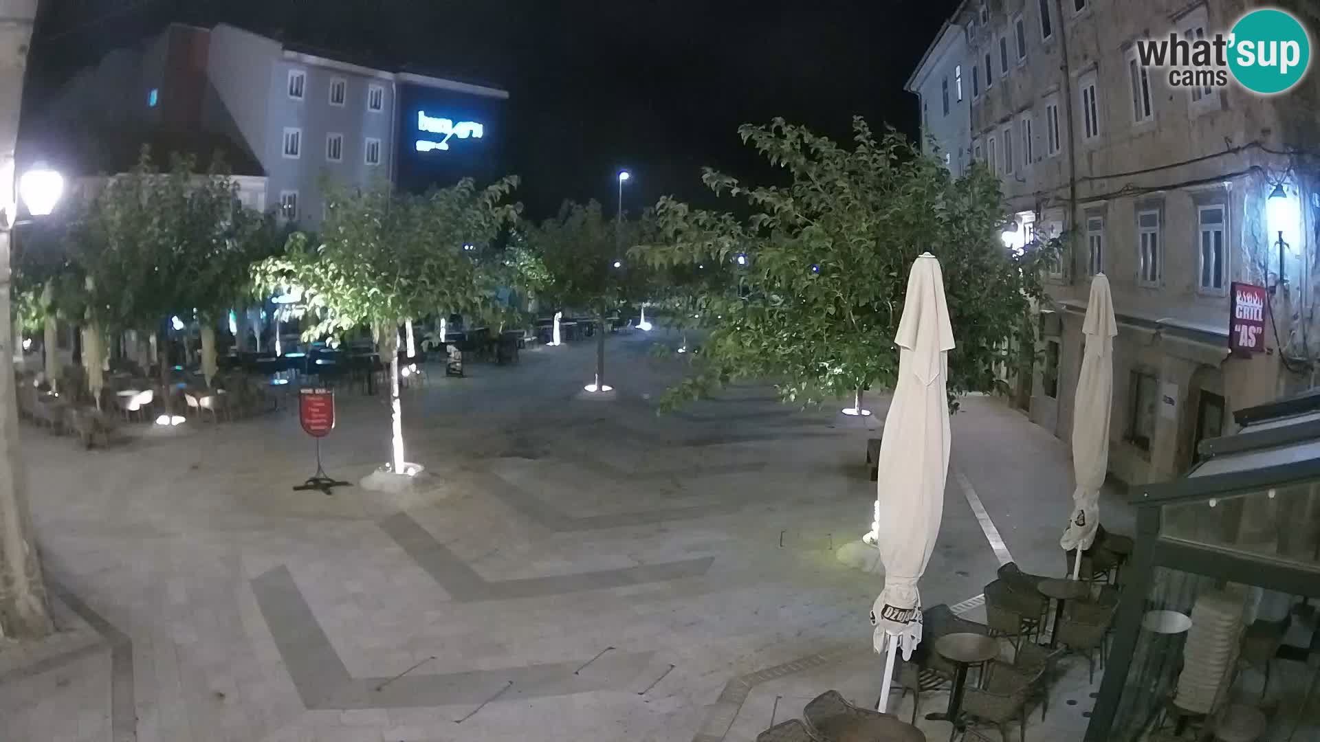 Center mesta Senj – Pavlinski trg – spletne kamere Dalmacija