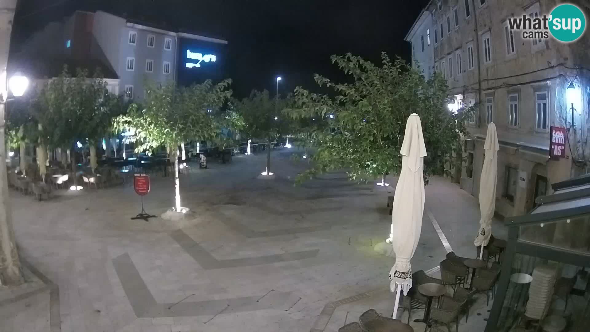 Center mesta Senj – Pavlinski trg – spletne kamere Dalmacija