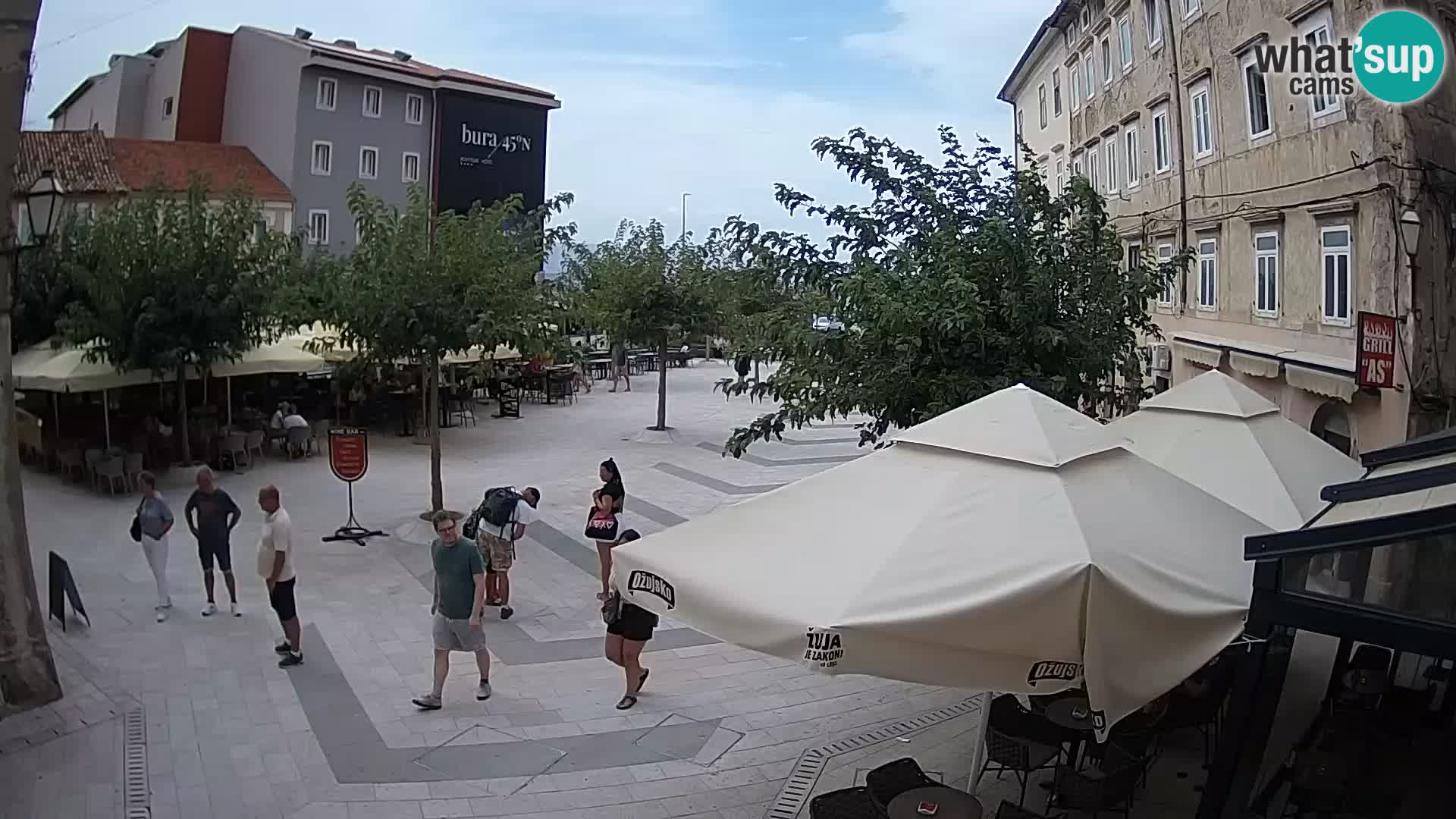 Centro de la ciudad de Senj – plaza Pavlin – Live Cam Dalmacia