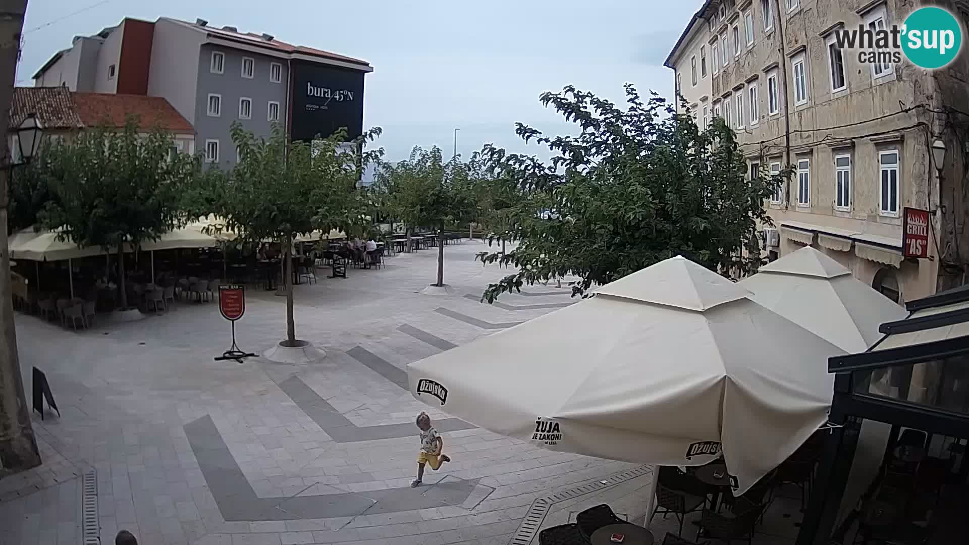 Zentrum der Stadt Senj – Pavlin platz – Live Cam Dalmatia