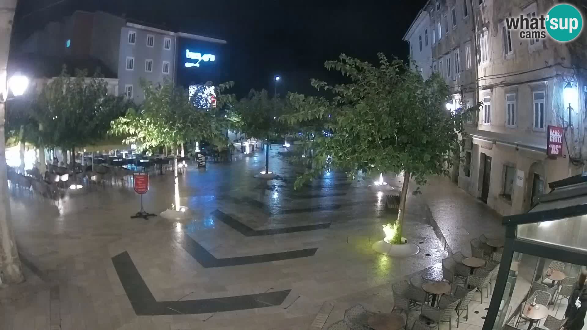 Center mesta Senj – Pavlinski trg – spletne kamere Dalmacija