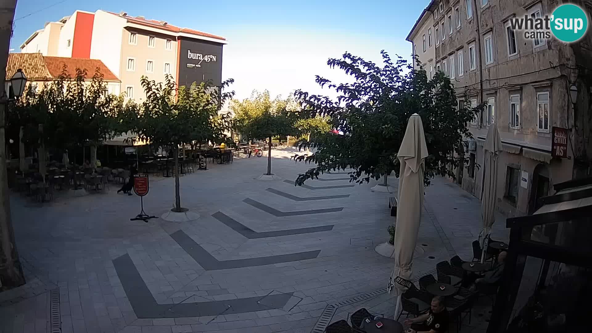 Centro de la ciudad de Senj – plaza Pavlin – Live Cam Dalmacia