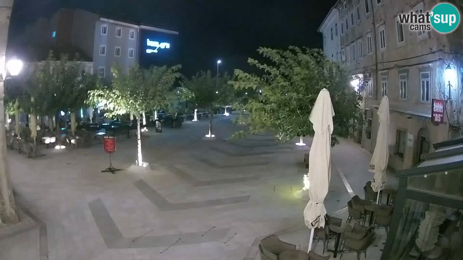 Zentrum der Stadt Senj – Pavlin platz – Live Cam Dalmatia