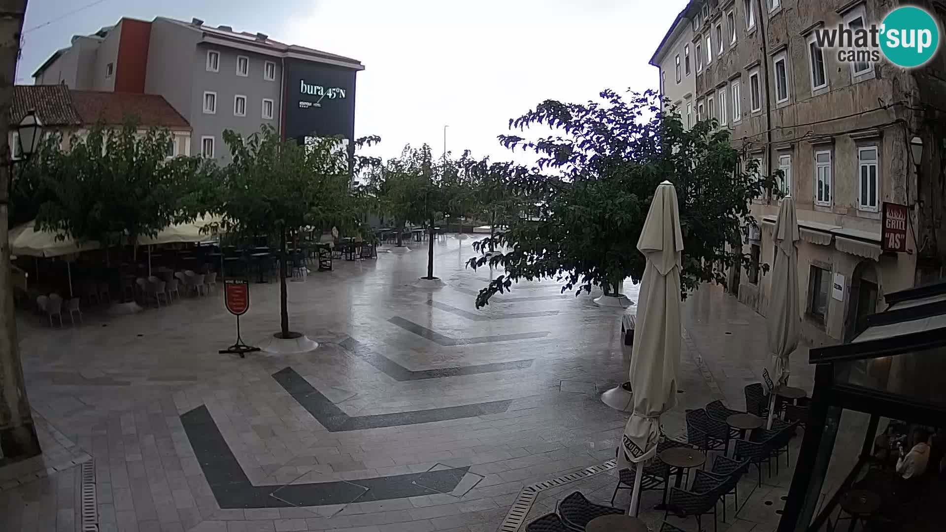 Zentrum der Stadt Senj – Pavlin platz – Live Cam Dalmatia