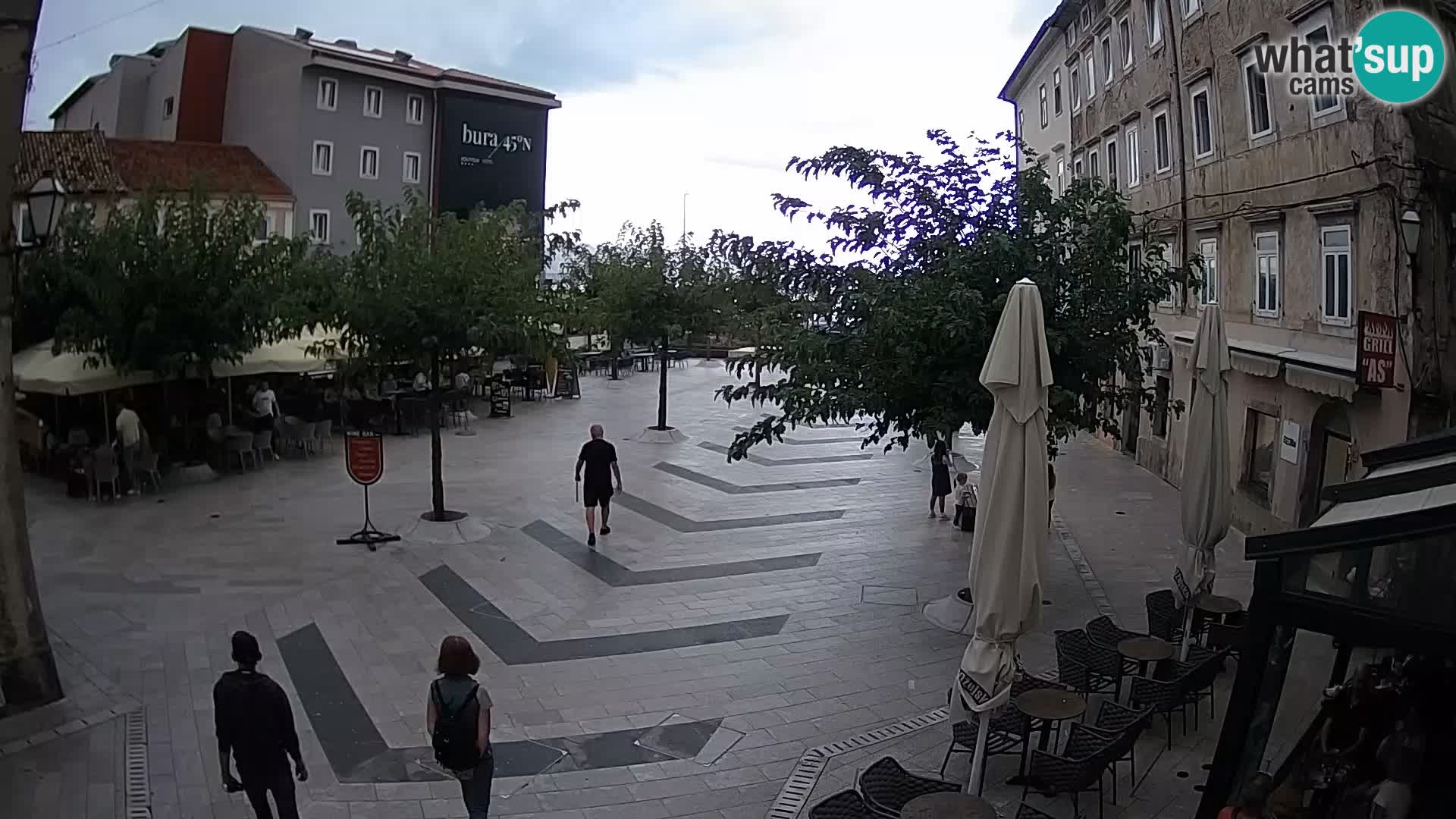 Center mesta Senj – Pavlinski trg – spletne kamere Dalmacija