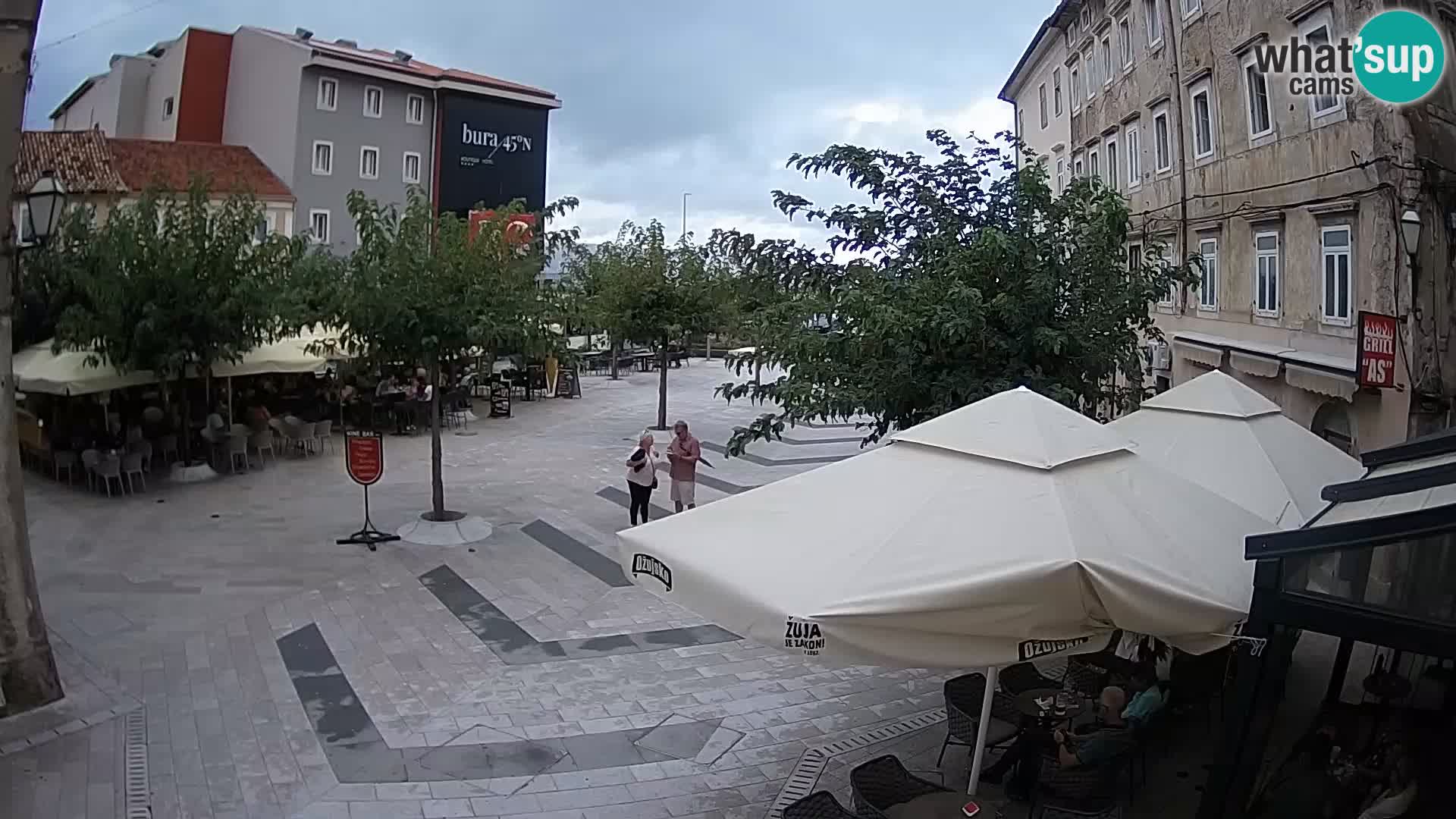 Center mesta Senj – Pavlinski trg – spletne kamere Dalmacija