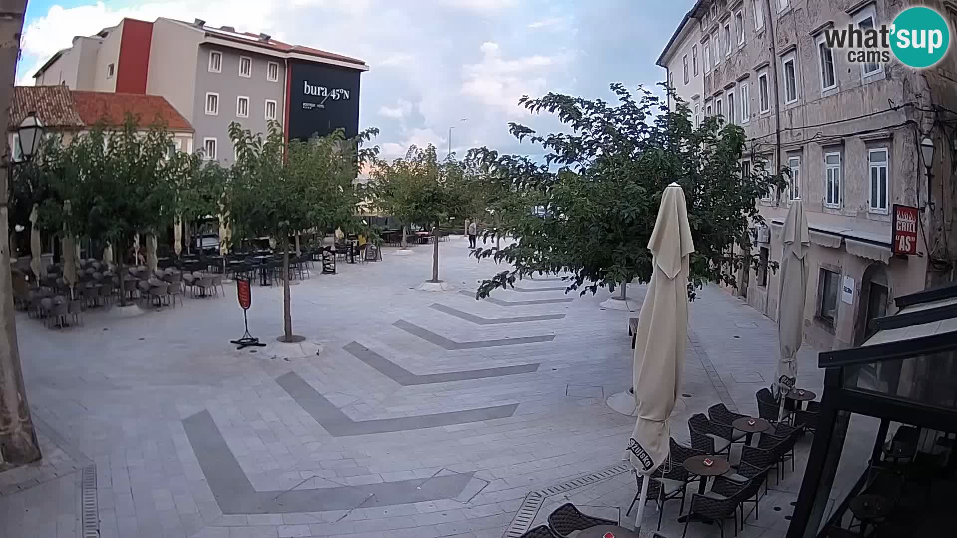 Center mesta Senj – Pavlinski trg – spletne kamere Dalmacija
