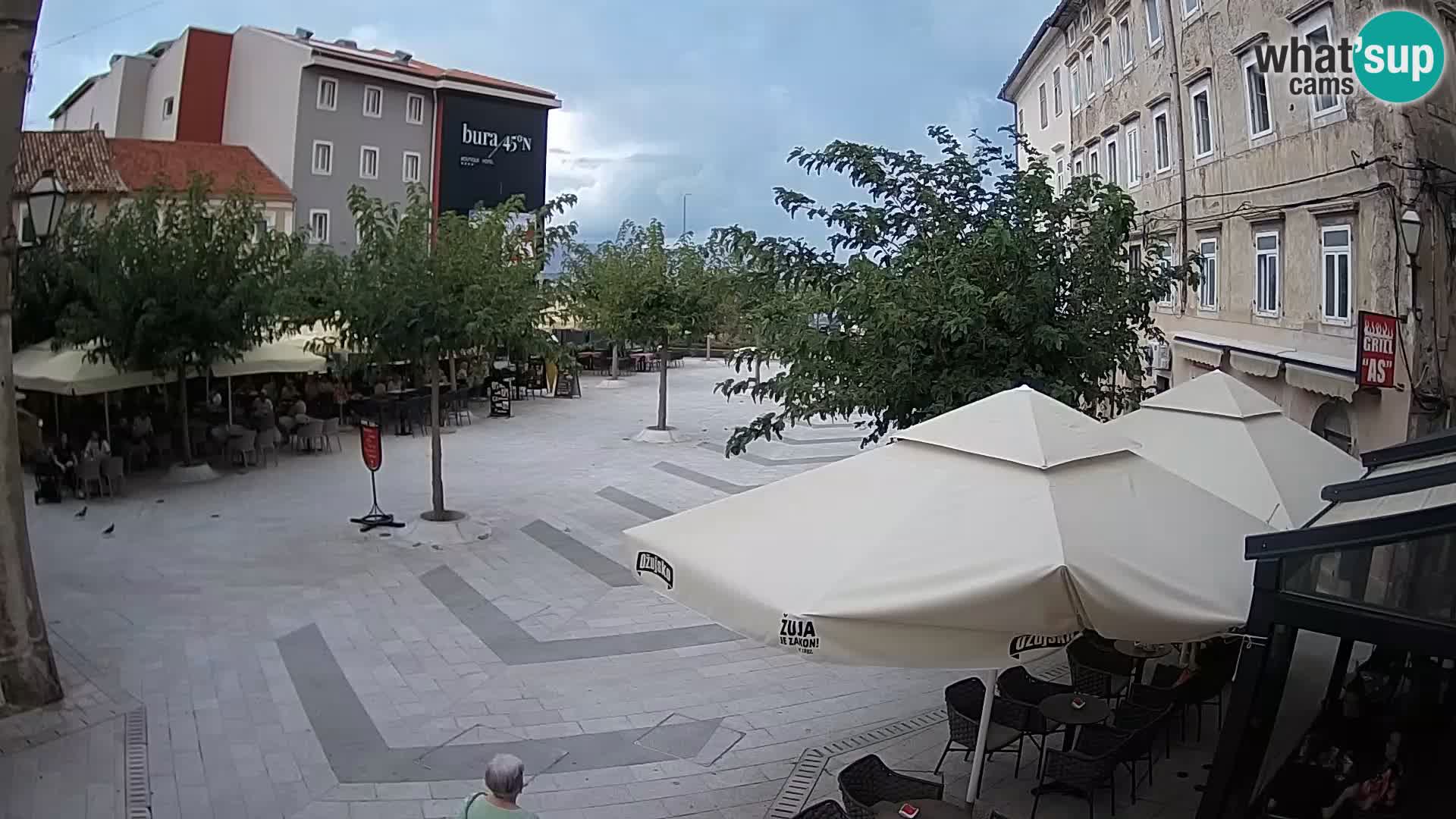 Center mesta Senj – Pavlinski trg – spletne kamere Dalmacija