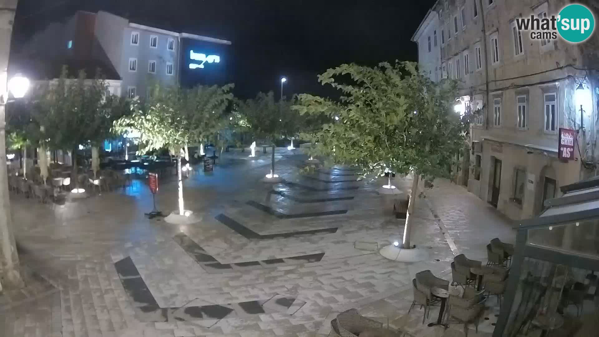 Centro de la ciudad de Senj – plaza Pavlin – Live Cam Dalmacia