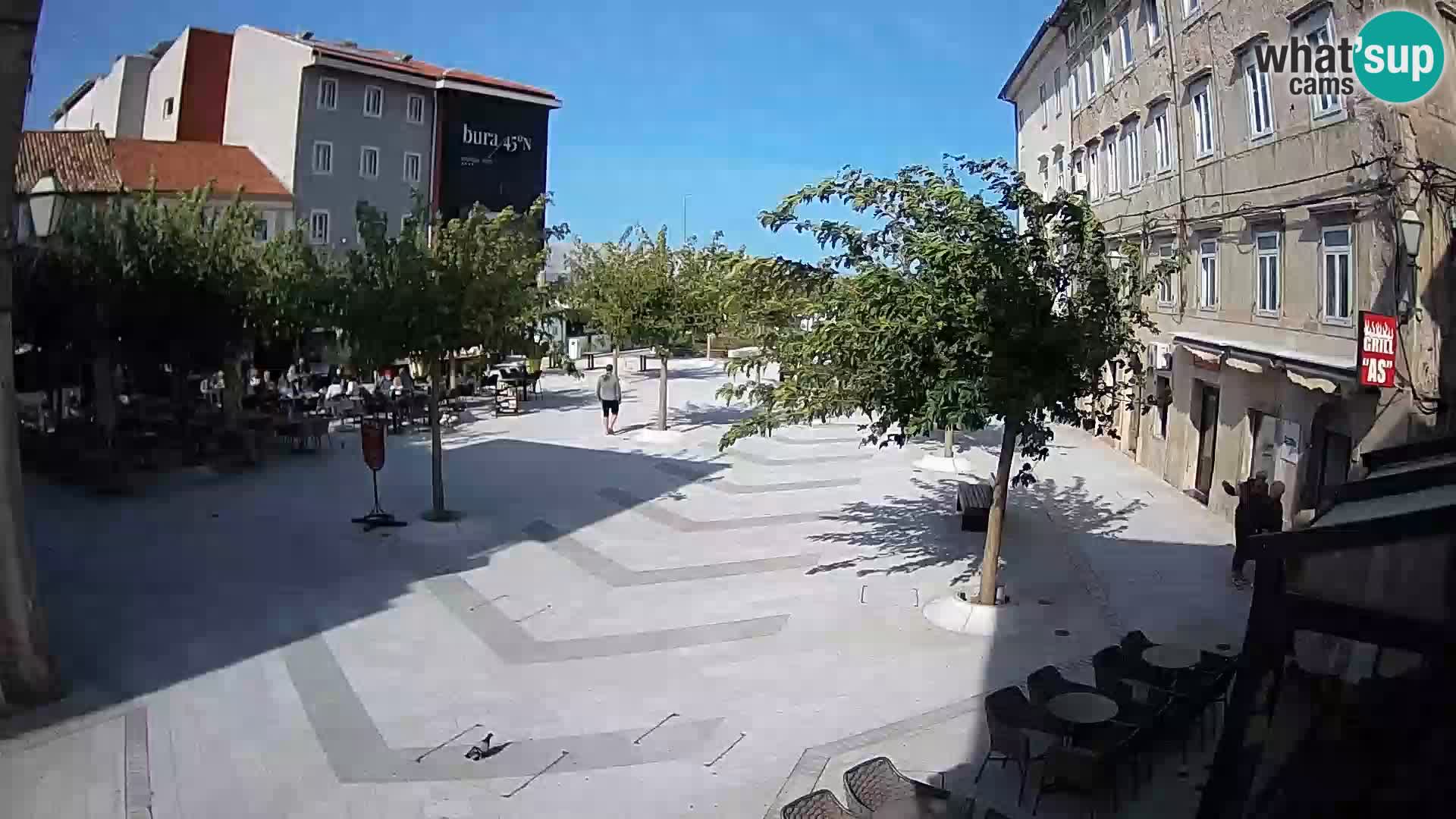 Center mesta Senj – Pavlinski trg – spletne kamere Dalmacija