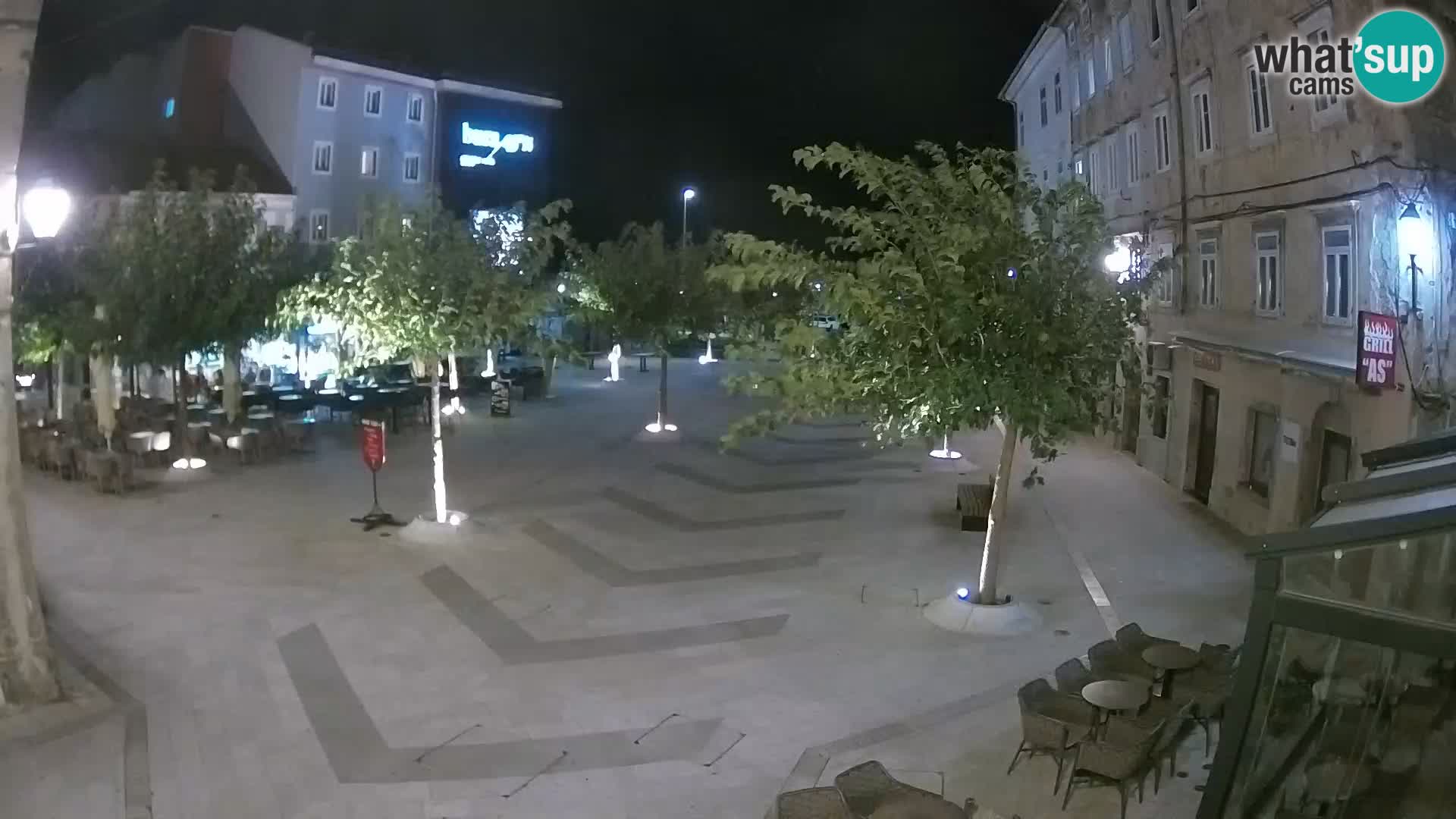 Zentrum der Stadt Senj – Pavlin platz – Live Cam Dalmatia