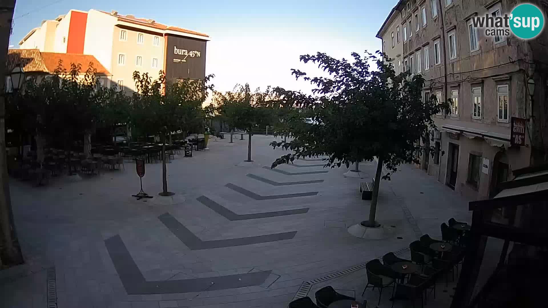 Centro de la ciudad de Senj – plaza Pavlin – Live Cam Dalmacia