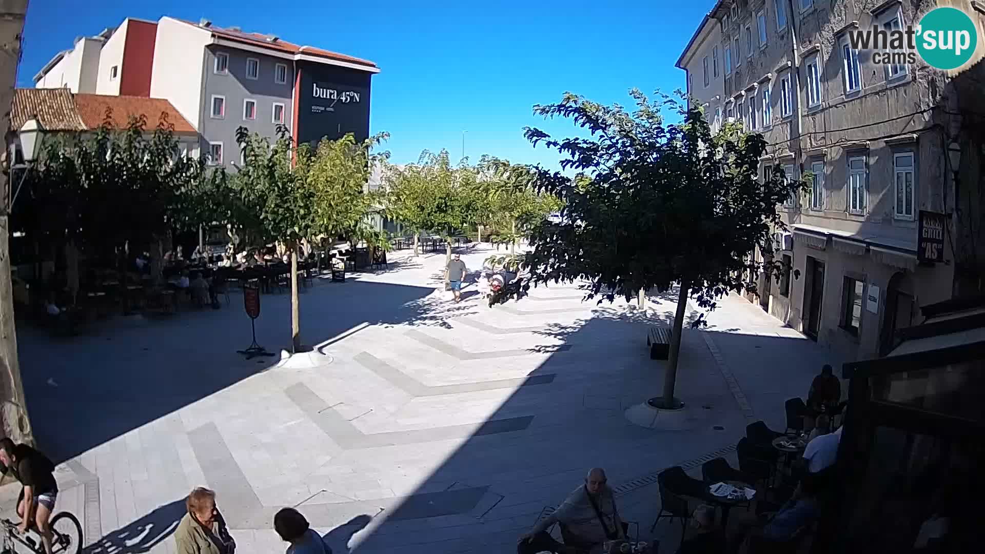 Zentrum der Stadt Senj – Pavlin platz – Live Cam Dalmatia