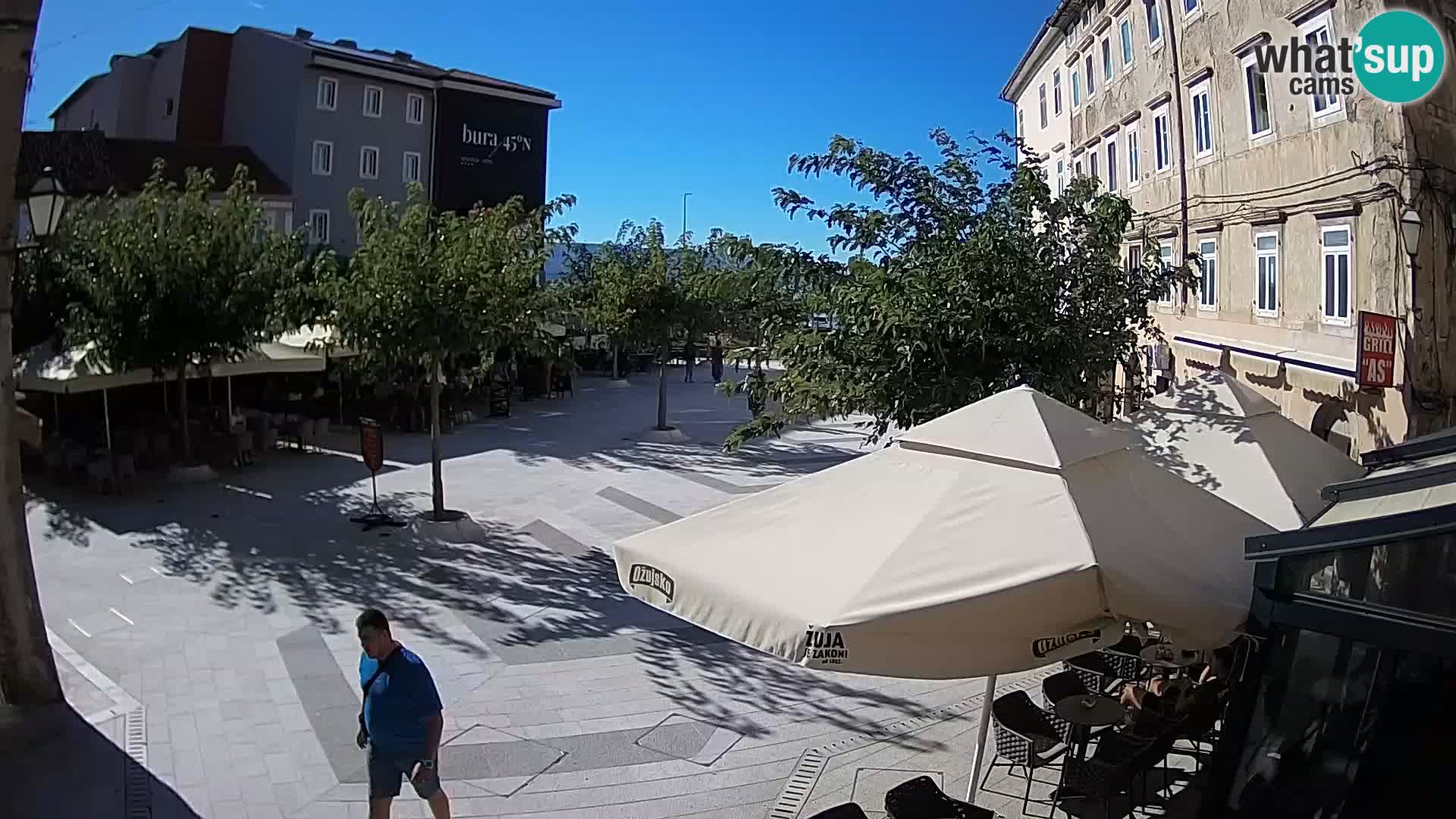 Center mesta Senj – Pavlinski trg – spletne kamere Dalmacija