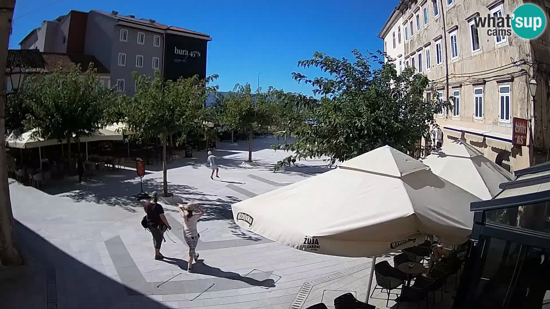 Zentrum der Stadt Senj – Pavlin platz – Live Cam Dalmatia