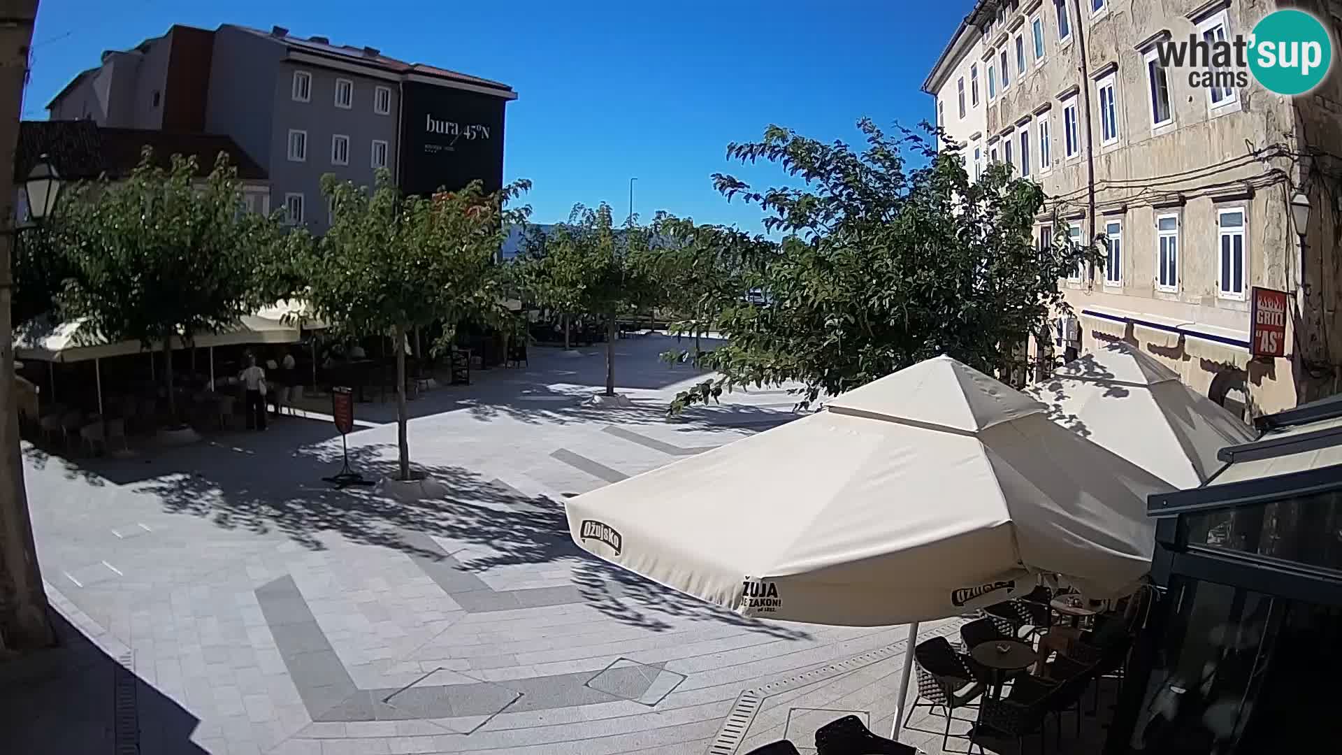 Zentrum der Stadt Senj – Pavlin platz – Live Cam Dalmatia