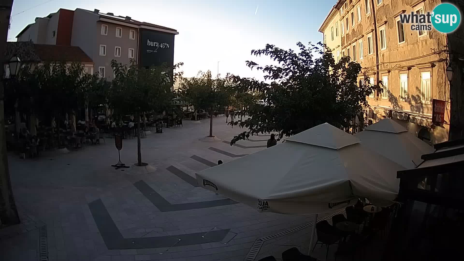 Zentrum der Stadt Senj – Pavlin platz – Live Cam Dalmatia