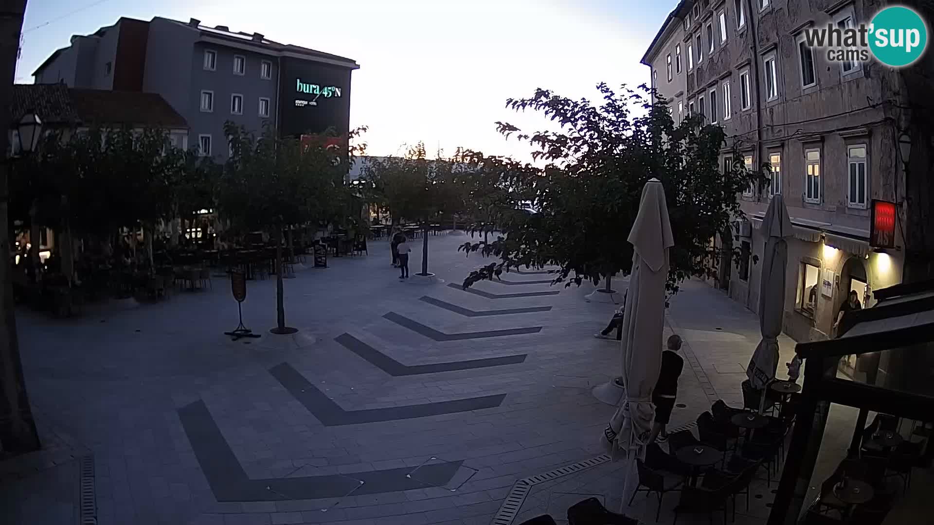 Center mesta Senj – Pavlinski trg – spletne kamere Dalmacija