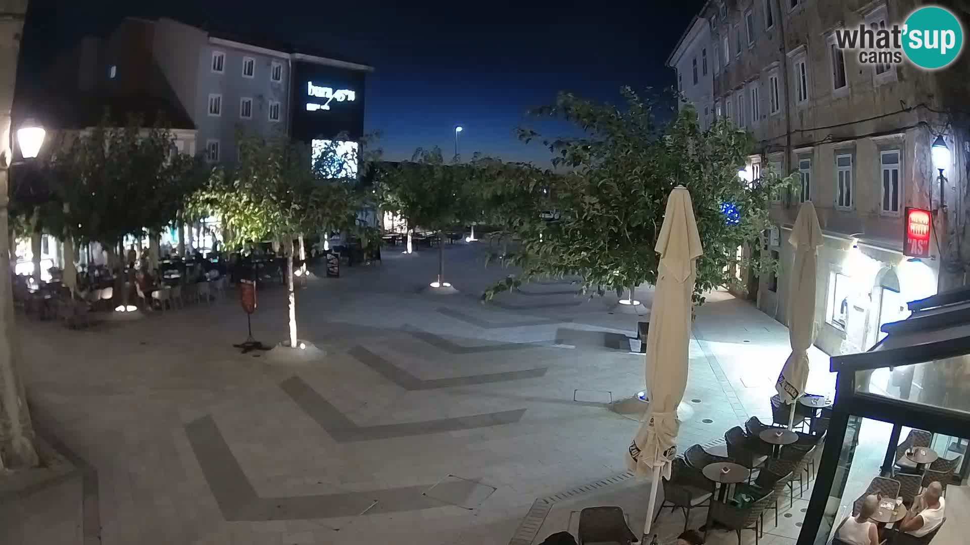 Centar grada Senja – Pavlinski trg – web kamere Dalmacija