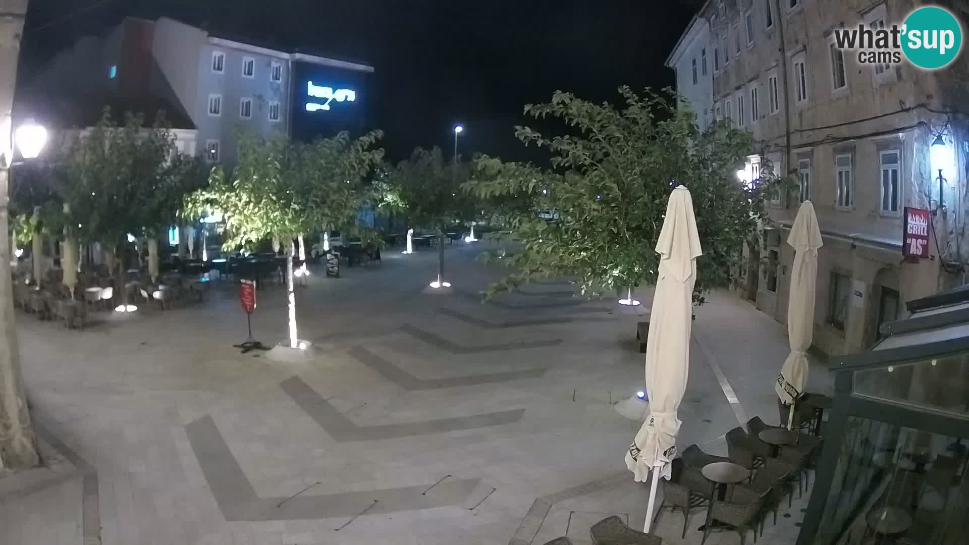 Zentrum der Stadt Senj – Pavlin platz – Live Cam Dalmatia