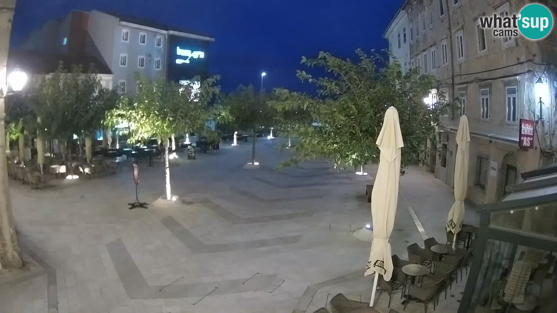Centro de la ciudad de Senj – plaza Pavlin – Live Cam Dalmacia