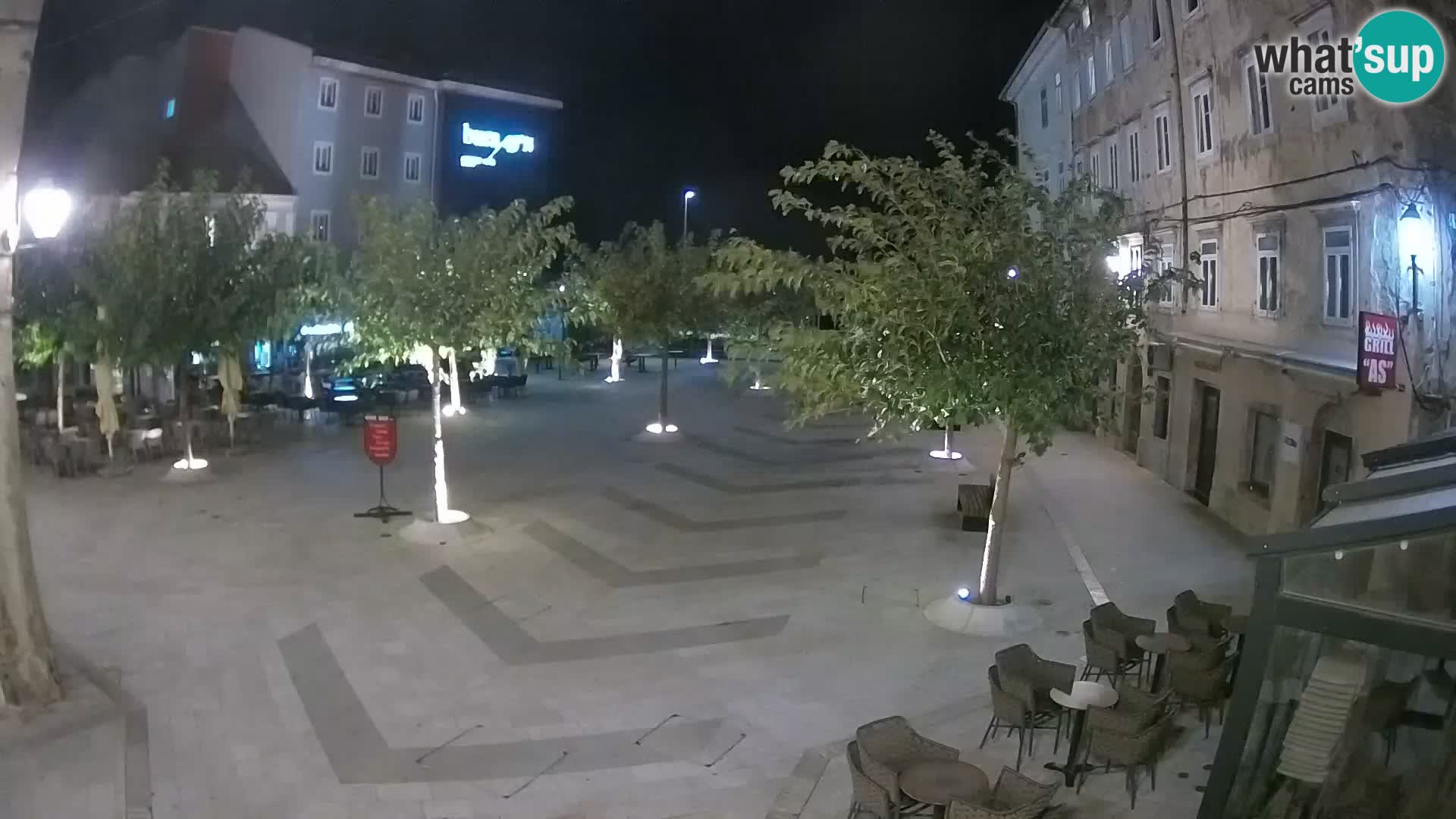 Zentrum der Stadt Senj – Pavlin platz – Live Cam Dalmatia