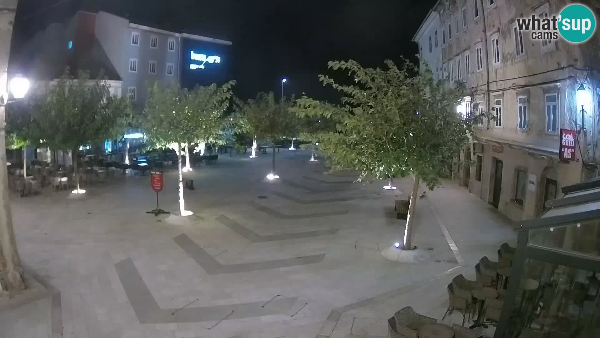 Zentrum der Stadt Senj – Pavlin platz – Live Cam Dalmatia