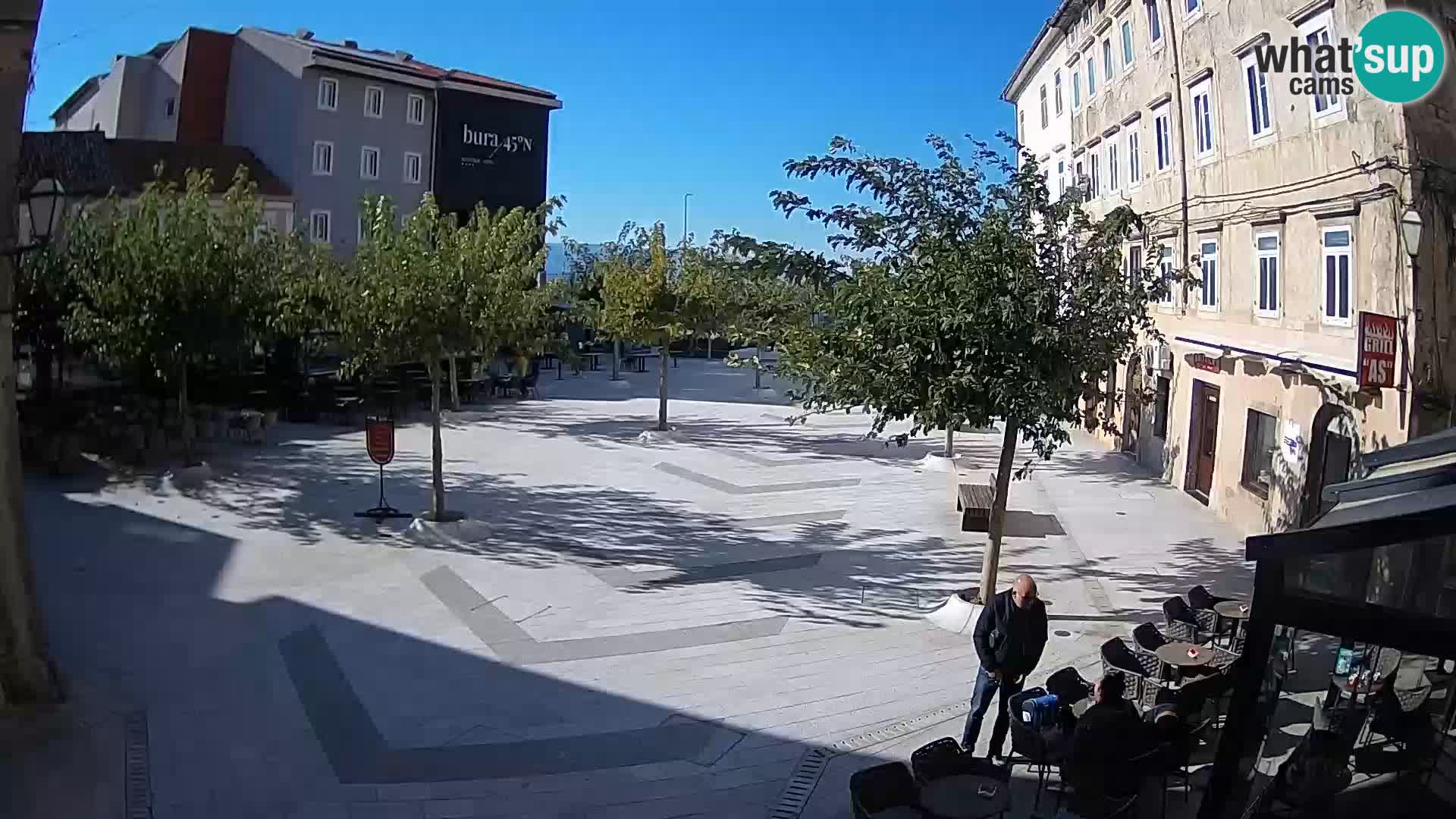 Centro de la ciudad de Senj – plaza Pavlin – Live Cam Dalmacia