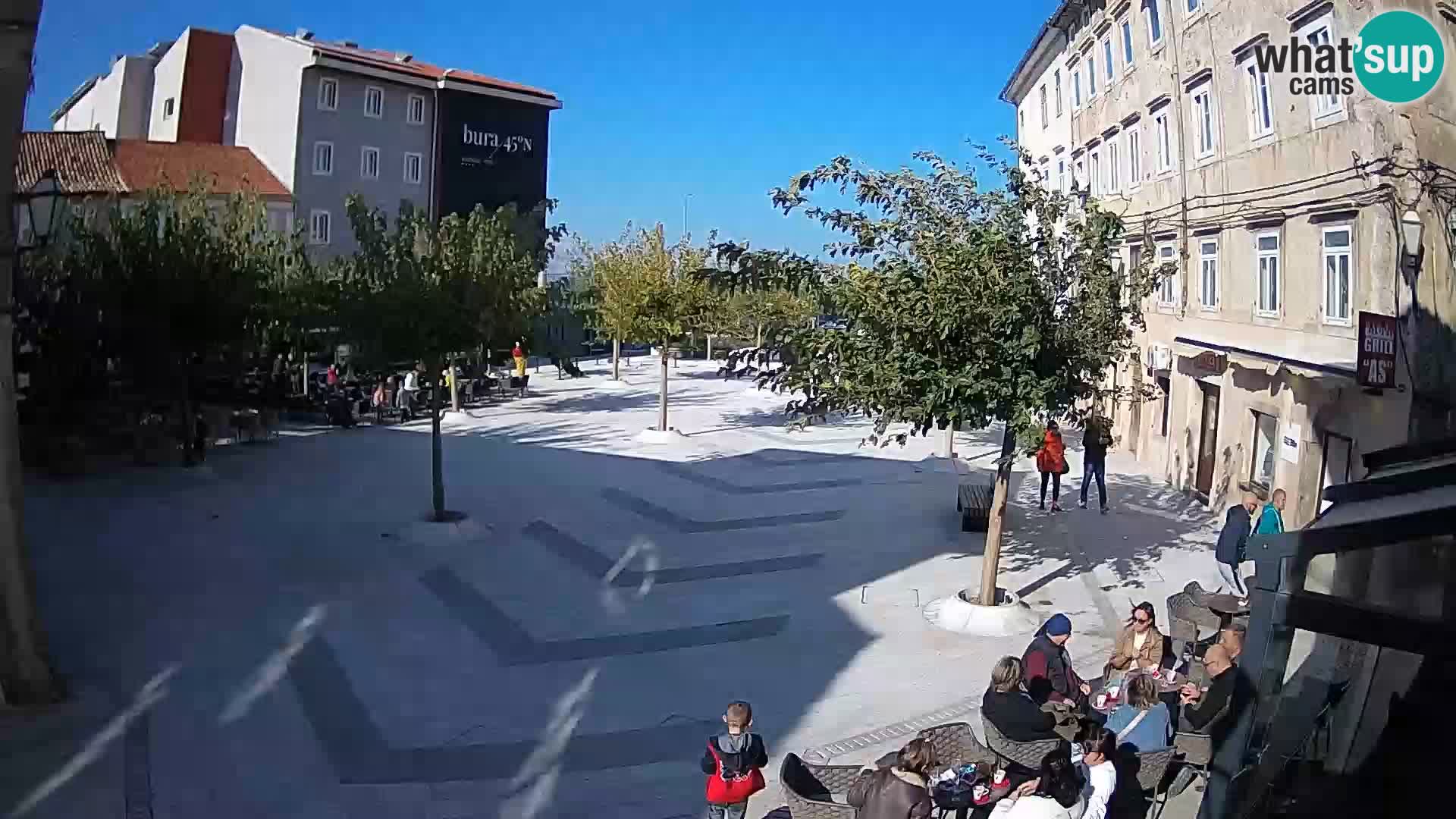 Centro de la ciudad de Senj – plaza Pavlin – Live Cam Dalmacia