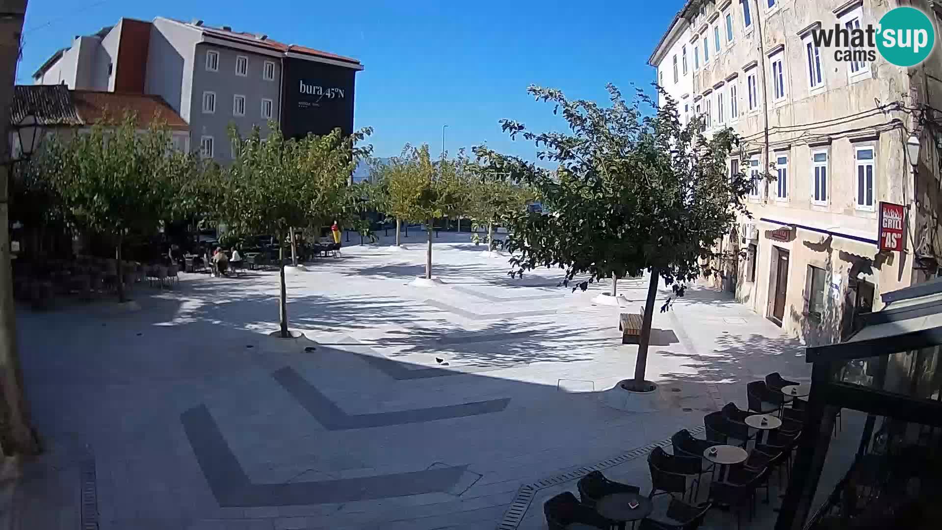 Centro de la ciudad de Senj – plaza Pavlin – Live Cam Dalmacia