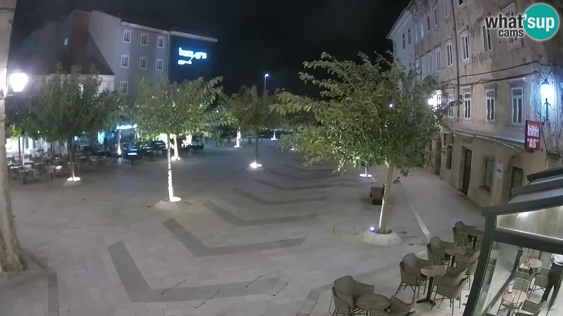 Centro de la ciudad de Senj – plaza Pavlin – Live Cam Dalmacia