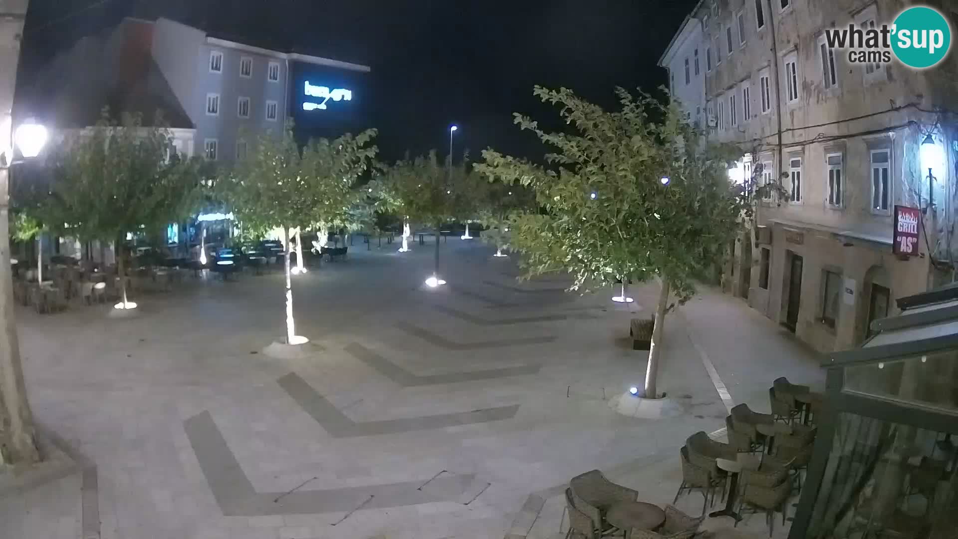 Zentrum der Stadt Senj – Pavlin platz – Live Cam Dalmatia
