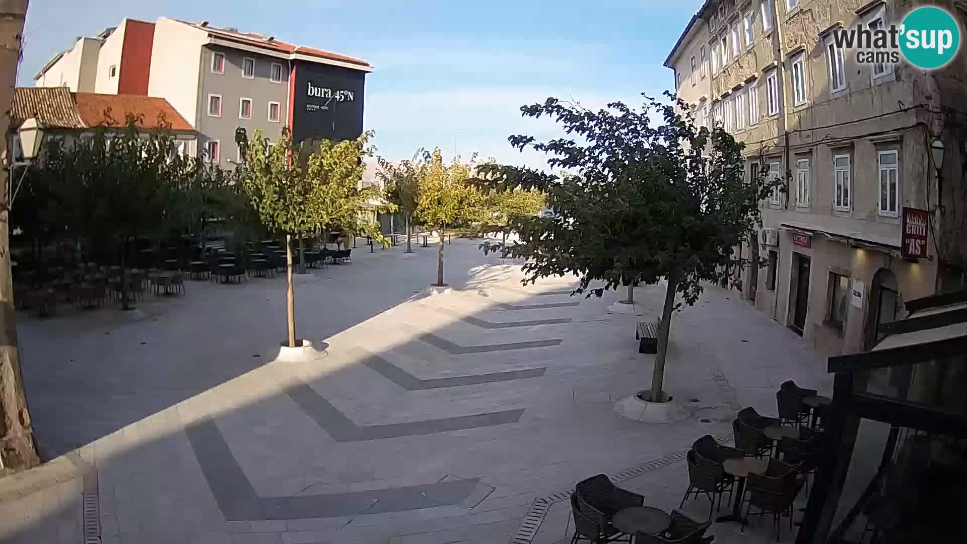 Zentrum der Stadt Senj – Pavlin platz – Live Cam Dalmatia