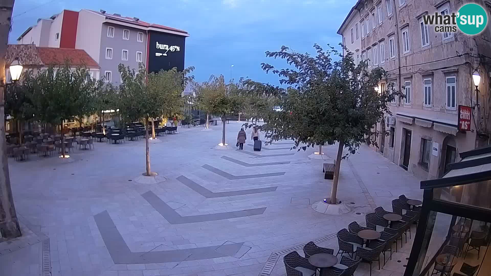 Zentrum der Stadt Senj – Pavlin platz – Live Cam Dalmatia