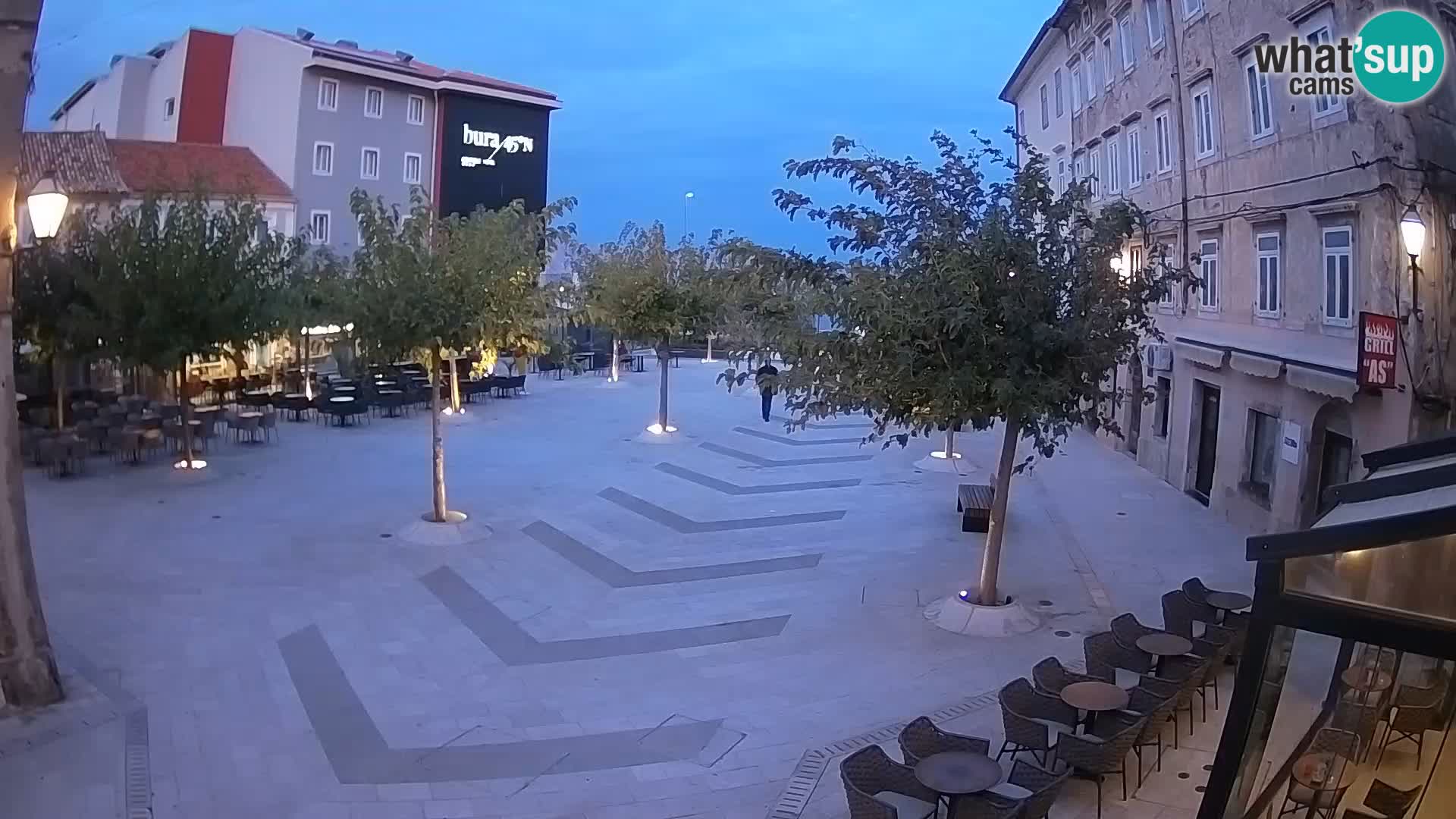 Centro de la ciudad de Senj – plaza Pavlin – Live Cam Dalmacia