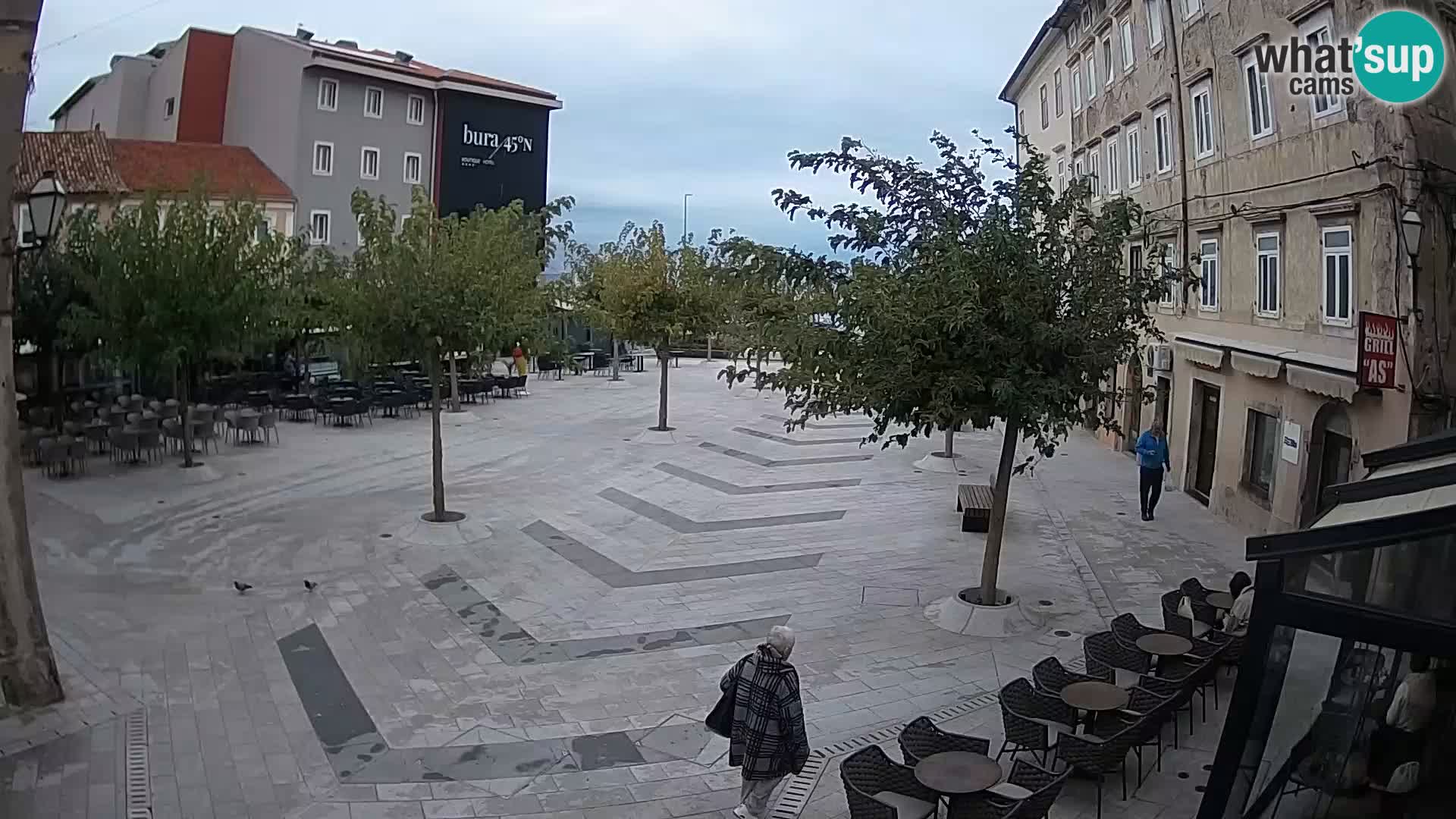 Zentrum der Stadt Senj – Pavlin platz – Live Cam Dalmatia