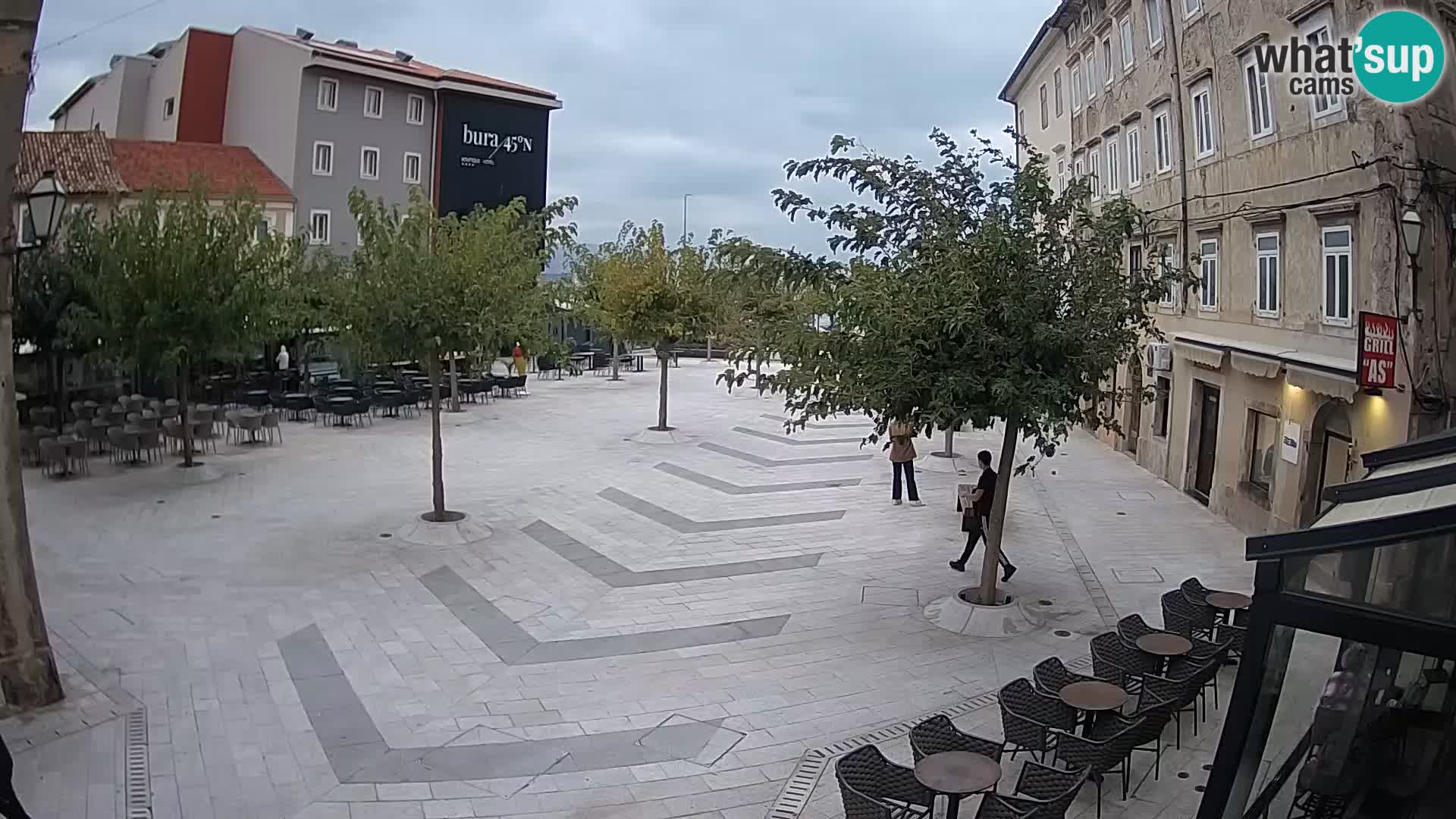 Zentrum der Stadt Senj – Pavlin platz – Live Cam Dalmatia